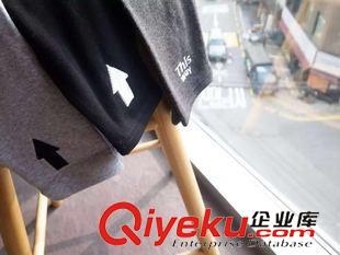 8.8~ 15秋 韓國代購同款 刺繡心形與箭頭圖案松緊腰高彈力打底褲 女