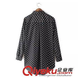 11-12號新款 早秋新 下擺不規(guī)則雙口袋波點長袖翻領(lǐng)雪紡襯衫防曬衣女上衣長款原始圖片2