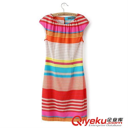連衣裙 歐美專柜款2014夏裝新款女裝修身氣質(zhì)彩虹條紋圓領(lǐng)無袖連衣裙女原始圖片3