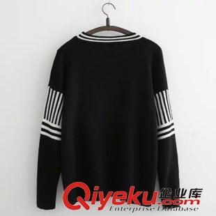 7-8號新款 曹樸信惠同款黑白字母條紋拼色針織套頭毛衣女短上衣明星同款秋冬原始圖片2