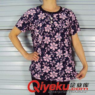 阿婆短袖衫 短袖夏裝中老年花衫 阿婆翻領(lǐng)t恤 庫存批發(fā)鄉(xiāng)鎮(zhèn)地?cái)倓?chuàng)業(yè)