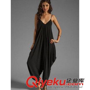8月5日 --外貿(mào)新款女裝 歐美時尚V領(lǐng)吊帶 黑色寬松休閑褲連體褲原始圖片2