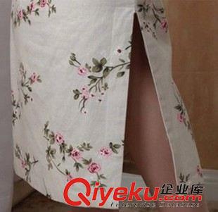 工作服 2015新款復古旗袍真絲桃花印花盤扣長袖立領修身連衣裙 加工定做原始圖片3