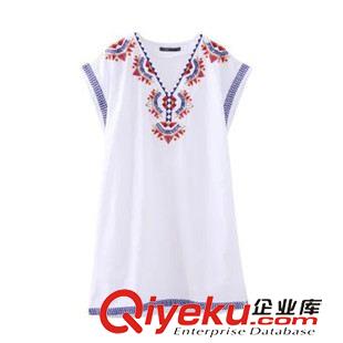 6月中旬上新 2015歐美新款女裝V領(lǐng)套頭刺繡加長(zhǎng)襯衫 免費(fèi)加盟一件代發(fā)