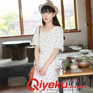 6月上旬上新 2015新款夏季森女系櫻桃印花寬松短袖系帶竹節(jié)棉麻連衣裙批發(fā)