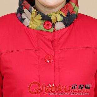 九月 媽媽裝新品 廠家直銷(xiāo) 新款中老年女裝秋冬 復(fù)古棉衣大碼加厚棉服媽媽裝批發(fā)