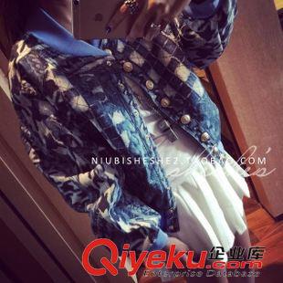 2015年9月新款 2015秋季新款蛇蛇同款立領(lǐng)單排扣藍(lán)色印花寬松休閑棒球服短外套女