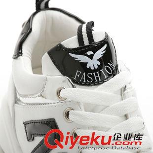 8月21日-31日新品 zp氣墊底運動鞋2015秋季新款休閑鞋厚底內增高松糕跟女鞋單鞋潮原始圖片2