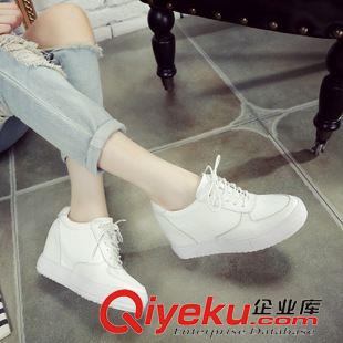 8月1日-10日新品 新款運(yùn)動(dòng)鞋女秋季白色平底學(xué)生跑步鞋系帶韓版厚底舒適氣墊休閑鞋