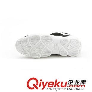 8月1日-10日新品 2015秋季新款女鞋韓版透氣休閑運動鞋萊卡布鞋單鞋厚底跑步旅游鞋
