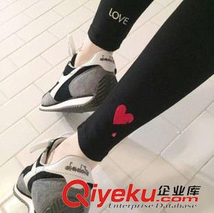 秋.08.27 韓國東大門款  立體字母刺繡純棉條紋長款連衣裙女