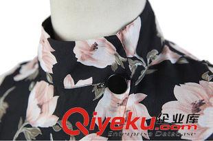 雪紡衫 蕾絲衫 2015夏雪紡衫韓版時(shí)尚印花寬松無(wú)袖紐扣掛脖立領(lǐng)性感露肩上衣女裝原始圖片3