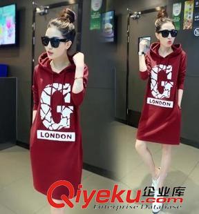女式孕婦裝 秋季新款韓版孕婦刺繡圖案中長(zhǎng)款t恤大碼女裝長(zhǎng)袖衛(wèi)衣潮原始圖片3