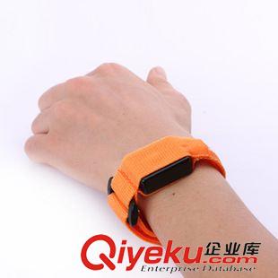 旅行配件 LED發(fā)光手腕帶 戶外活動(dòng)手臂帶 夜跑手環(huán) 演唱會(huì)夜光熒光手鐲原始圖片2