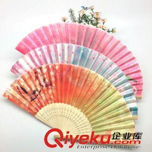 店長推薦 29KK絹扇HF-6 日本原單竹質(zhì)花卉扇 動漫絹扇 客廳書房裝飾扇原始圖片2