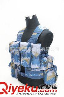 戰(zhàn)術(shù)背心 海軍專(zhuān)用海洋迷彩06通用單兵戰(zhàn)斗攜行具戰(zhàn)術(shù)背心 士兵配置原始圖片3