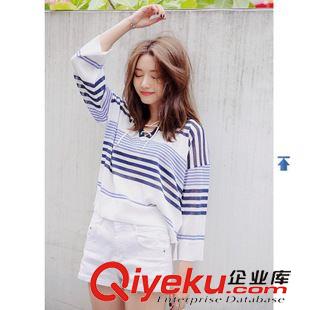 【T恤】 時(shí)尚寬松條紋T恤女2015韓國夏季彩色條紋系帶裝飾針織衫a611#
