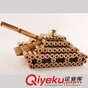 禮品 廠家直銷新款金屬充電點(diǎn)煙器防風(fēng)打火機(jī) 創(chuàng)意新奇鑰匙扣 軍迷圖案