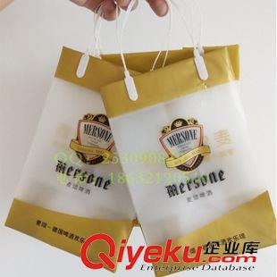 +生產(chǎn)PE方底袋/異形袋 北京專供PE啤酒袋 高檔精美手提袋原始圖片3