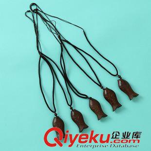 6月30日新品 B92 四季棉麻服裝配飾女項鏈 手工雕刻木魚項鏈 桃木魚吊墜毛衣鏈
