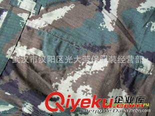 更多產品 廠家批發zp05數碼民兵軍訓迷彩服套裝迷彩服，大學軍訓迷彩服