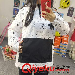 8月11日NEW 15秋季新款 原宿風(fēng)潑墨點(diǎn)點(diǎn)撞色拉鏈連帽女寬松學(xué)生套頭衛(wèi)衣 兩色原始圖片3