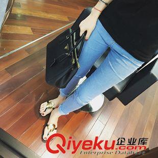 7月28日NEW 15秋季新款 韓國東大門復(fù)古寬松雙色超顯瘦舒適割破小腳牛仔褲原始圖片3