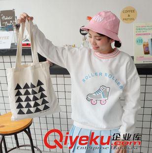 2015年09月18新款 實(shí)拍 215年冬季可愛韓國(guó)少女學(xué)生螺紋領(lǐng)子寬松圓領(lǐng)卡通鞋衛(wèi)衣女原始圖片3