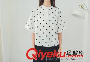 06月21新款 2015夏季韓版新款女裝 立領(lǐng)單排扣寬松棉麻波點(diǎn)五分袖襯衫女原始圖片2