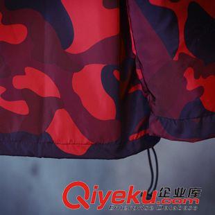 【長款風衣 】 秋冬新款寬松復古掛拍潮流紅色迷彩防水男風衣外套 U349 P75原始圖片3