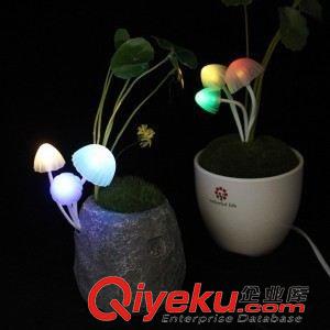 萌尚電子產(chǎn)品 情人節(jié)熱賣(mài)陶瓷版 樹(shù)脂版 PVC塑料布阿凡達(dá)蘑菇燈  光感應(yīng)蘑菇燈
