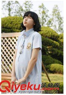 孕婦哺乳衣 夏季新款孕婦裝 韓版時(shí)尚徽章polo領(lǐng)孕婦寬松大碼短袖T恤裙哺乳裙原始圖片2