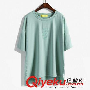 5月下旬新款 2015韓國(guó)東大門學(xué)院風(fēng)字母刺繡前短后長(zhǎng)寬松大碼純棉休閑短袖T恤原始圖片3