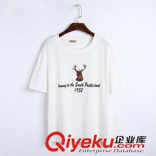 主推三【T恤系列】 2015新款韓版圓領(lǐng)休閑小鹿梅花鹿圖案英文字母印花短袖寬松T恤原始圖片2