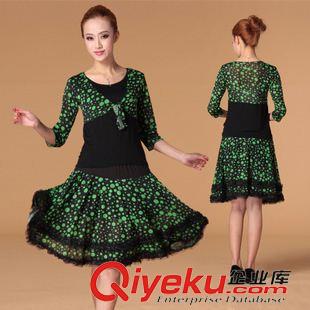 中袖舞蹈服 刻紛 2015云裳戀衣廣場舞服裝套裝新款 練習裙跳舞衣服蕾絲假三件