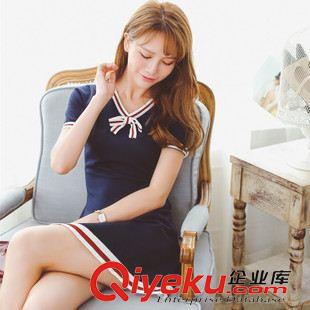 早秋8月新品 實拍2015初秋新款英倫風(fēng)修身蝴蝶結(jié)針織V領(lǐng)短袖連衣裙女潮好質(zhì)量原始圖片3