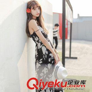 早秋8月新品 實(shí)拍韓國(guó)訂單2015夏裝新款優(yōu)雅黑白印花雪紡長(zhǎng)裙吊帶沙灘裙好質(zhì)量原始圖片3