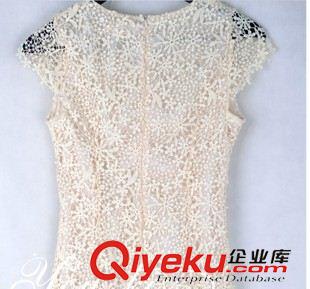 夏季新品7月19 2015手工釘珠 重工訂制款鏤空刺繡花朵無袖圓領(lǐng)連衣裙廠家直售