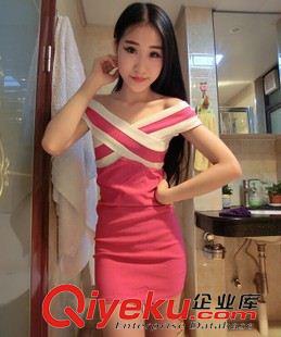 連衣裙 時尚拼色交叉一字領(lǐng)性感露肩優(yōu)雅淑女原創(chuàng)設(shè)計包臀連衣裙原始圖片2