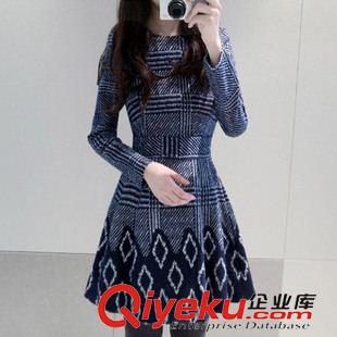  【春秋長袖連衣裙】 2014新款女裝加厚打底裙秋冬季韓版女裝大碼印花修身連衣裙保暖