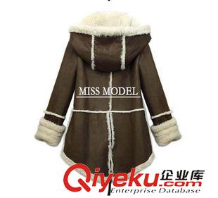 8.12 現(xiàn)貨2015外貿(mào)新品加厚棉服 羊羔毛保暖棉衣女 中長款棉襖厚外套原始圖片3