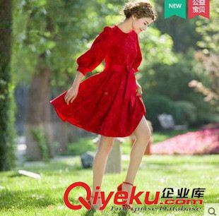 八月新款 2015秋冬新品可愛女人名媛大紅色禮服燈籠袖連衣裙