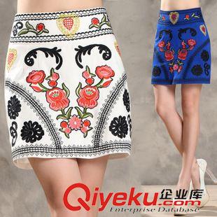 六月新款 實(shí)拍2015 民族風(fēng)短袖夏天復(fù)古文藝女裝純棉百搭修身顯瘦純色t恤女