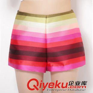 六月新款 實拍2015撞色 休閑時尚彩虹條紋百搭短褲熱褲女 彩色彩條質感短褲原始圖片2