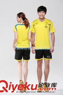 Y2運(yùn)動(dòng)服 2015年新款 短袖圓領(lǐng)羽毛球服 男女情侶套裝 透氣快干料球服3323