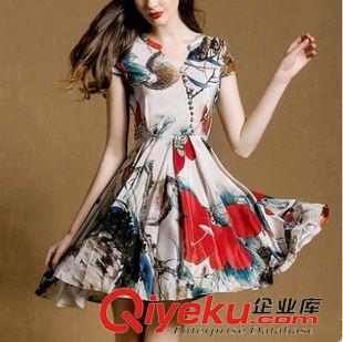 未分類 2015夏裝新款時尚印花連衣裙gd顯瘦大擺復古氣質連衣裙